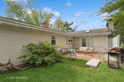 Tiny photo for 1750 W Thomas Street, Arlington Heights, IL 60004 (MLS # 12423819)