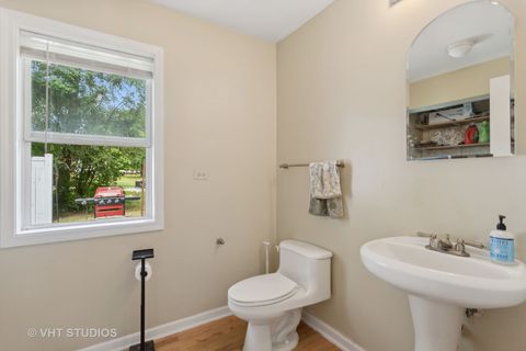 Tiny photo for 1750 W Thomas Street, Arlington Heights, IL 60004 (MLS # 12423819)