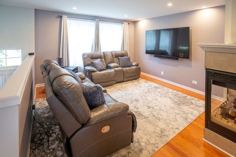 Tiny photo for 1457 Blackhawk Court #1, Wood Dale, IL 60191 (MLS # 12491090)