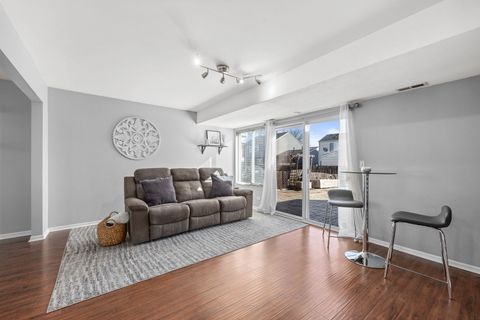 Tiny photo for 1597 Plum Tree Lane, Aurora, IL 60504 (MLS # 12574475)