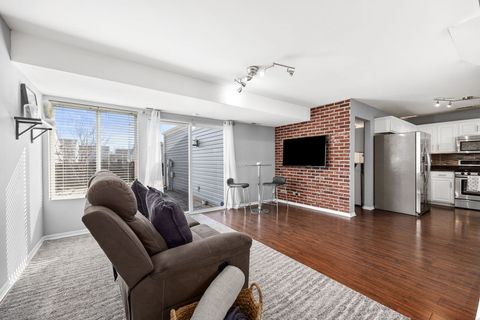 Tiny photo for 1597 Plum Tree Lane, Aurora, IL 60504 (MLS # 12574475)