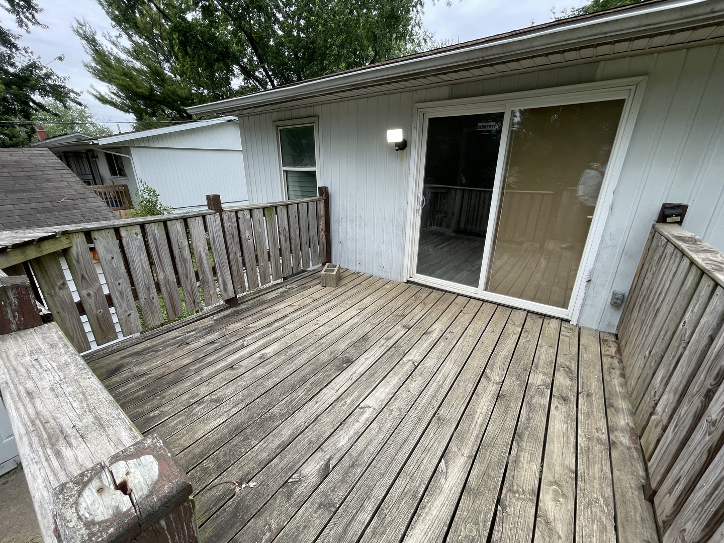 3265 Robin Drive