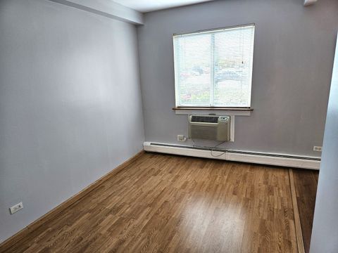 Tiny photo for 6 Villa Verde Drive #103, Buffalo Grove, IL 60089 (MLS # 12498716)