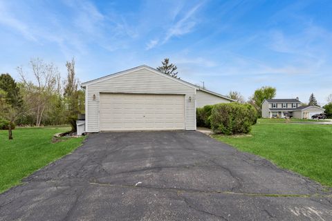 Tiny photo for Gilberts, IL 60136 (MLS # 12596538)