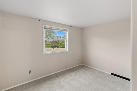 Tiny photo for Gilberts, IL 60136 (MLS # 12596538)