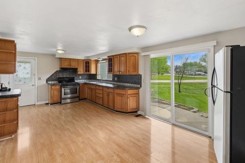 Tiny photo for Gilberts, IL 60136 (MLS # 12596538)