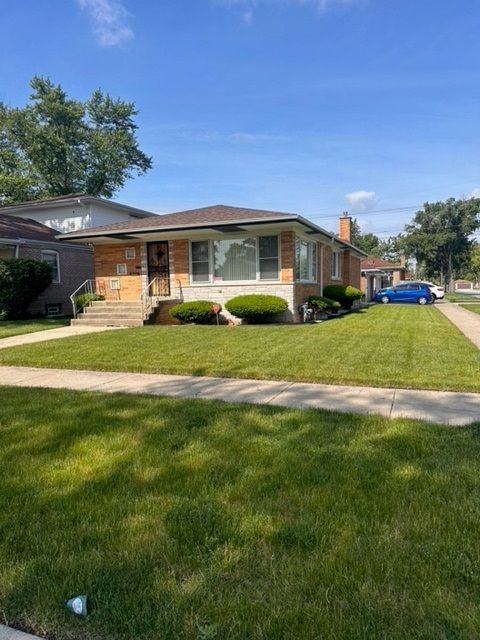 A home in Dolton