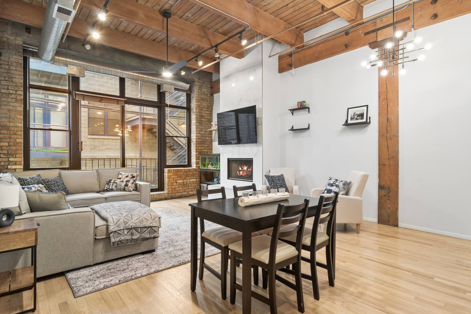 2300 W Wabansia Avenue 117