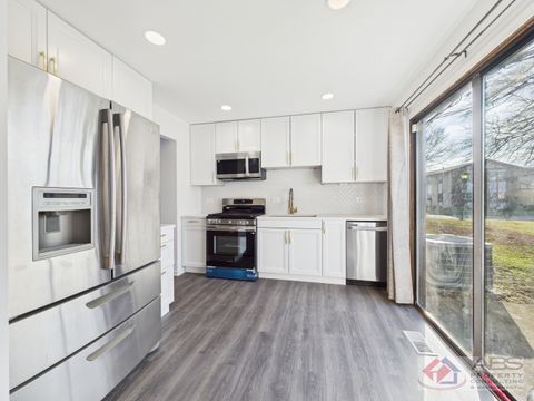 Tiny photo for 4116 192nd Court #211, Country Club Hills, IL 60478 (MLS # 12544336)