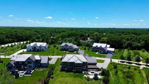 Tiny photo for 305 Briarwood Lane, Lincolnshire, IL 60069 (MLS # 12671465)
