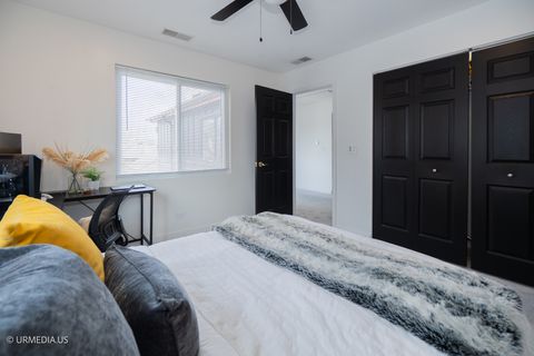 Tiny photo for 7100 N SIOUX Avenue, Chicago, IL 60646 (MLS # 12587474)