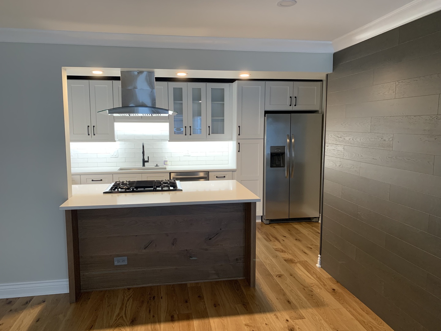 500 THAMES Parkway 2F