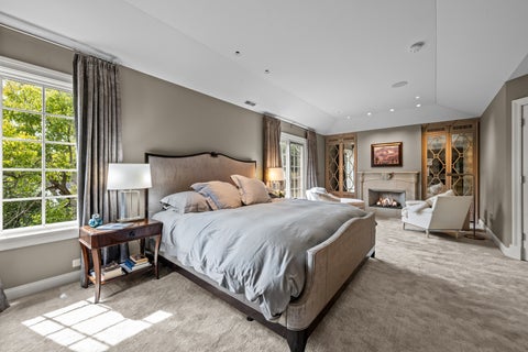 Tiny photo for 911 Queens Lane, Glenview, IL 60025 (MLS # 12740615)