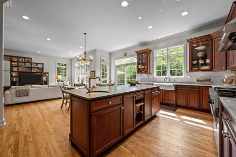 Tiny photo for 911 Queens Lane, Glenview, IL 60025 (MLS # 12740615)