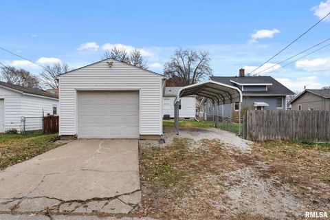 Tiny photo for 3118 9 1/2 Street, Rock Island, IL 61201 (MLS # QC4269666)