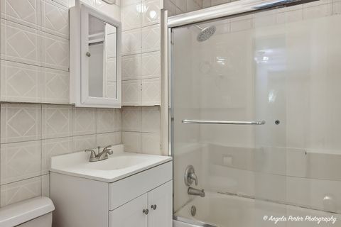 Tiny photo for 451 S Lakeshore Drive, Mundelein, IL 60060 (MLS # 12676354)