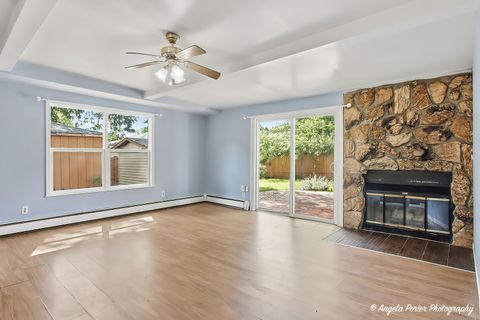 Tiny photo for 451 S Lakeshore Drive, Mundelein, IL 60060 (MLS # 12676354)