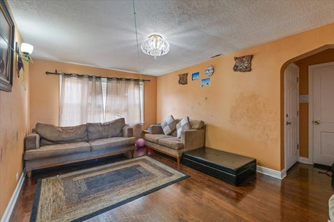 Tiny photo for 2133 W Highland Avenue #2, Chicago, IL 60659 (MLS # 12607413)