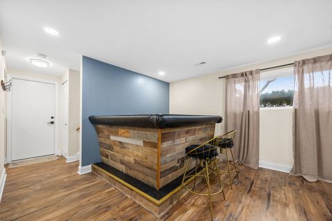 Tiny photo for 618 Boxwood Drive, Schaumburg, IL 60193 (MLS # 12586220)