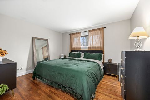 Tiny photo for 618 Boxwood Drive, Schaumburg, IL 60193 (MLS # 12586220)