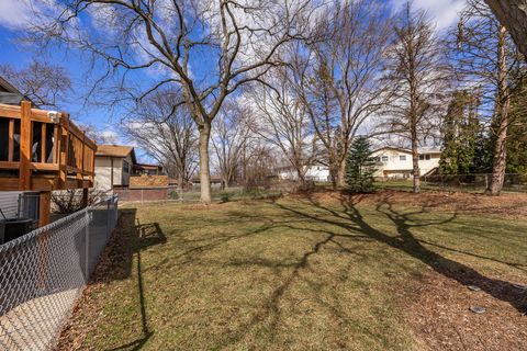 Tiny photo for 618 Boxwood Drive, Schaumburg, IL 60193 (MLS # 12586220)