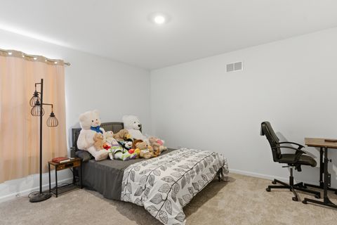 Tiny photo for 16117 S Longcommon Lane, Plainfield, IL 60586 (MLS # 12653397)