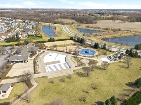 Tiny photo for 16117 S Longcommon Lane, Plainfield, IL 60586 (MLS # 12653397)