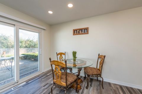 Tiny photo for 38697 N Cedar Avenue N, Beach Park, IL 60099 (MLS # 12507186)