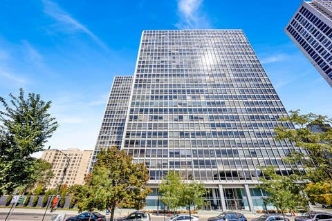 Photo of 330 W Diversey Parkway #2007-09, Chicago, IL 60657 (MLS # 12720257)