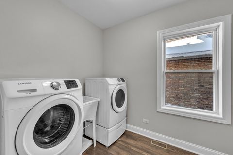 Tiny photo for 1816 Clinton Avenue, Berwyn, IL 60402 (MLS # 12527187)