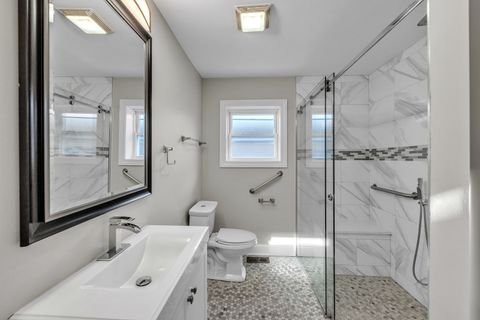 Tiny photo for 1816 Clinton Avenue, Berwyn, IL 60402 (MLS # 12527187)