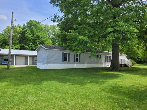 Tiny photo for 2916 S 13th Street, Mt Vernon, IL 62864 (MLS # 12640743)
