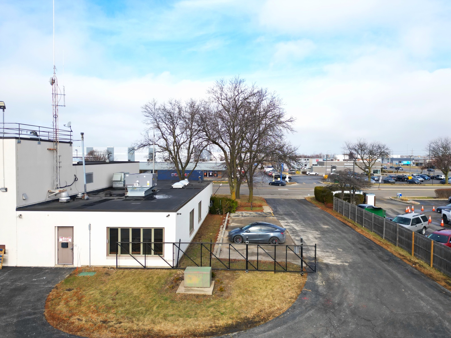 1655 Greenleaf Avenue