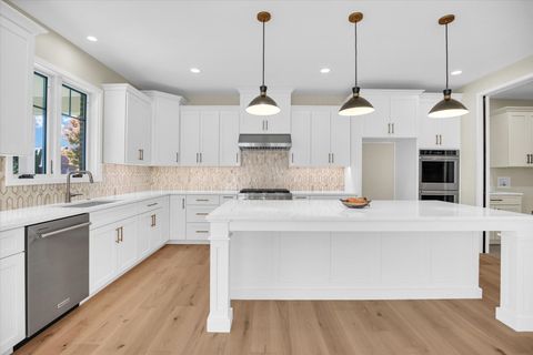 Tiny photo for 2709 Castlerock Drive, Urbana, IL 61802 (MLS # 12589845)