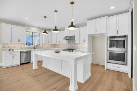 Tiny photo for 2709 Castlerock Drive, Urbana, IL 61802 (MLS # 12589845)