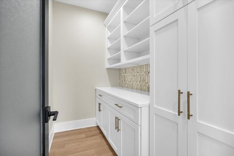 Tiny photo for 2709 Castlerock Drive, Urbana, IL 61802 (MLS # 12589845)