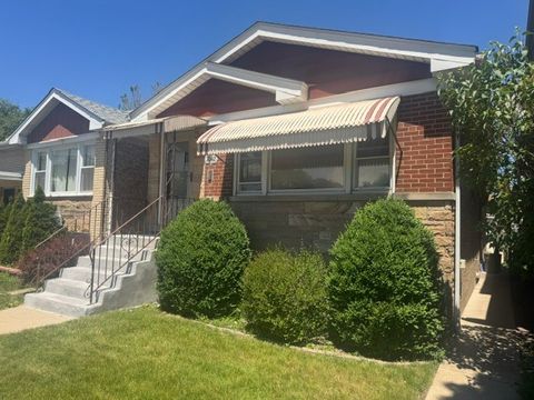 Tiny photo for 7042 Pershing Road, Berwyn, IL 60402 (MLS # 12584937)