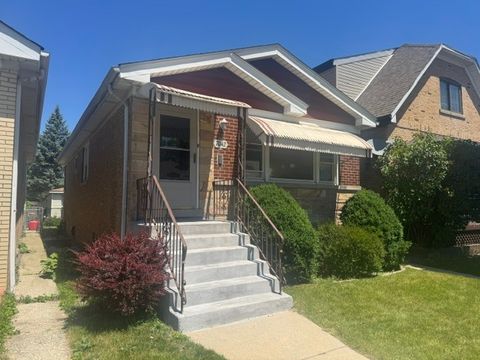 Photo of 7042 Pershing Road, Berwyn, IL 60402 (MLS # 12584937)