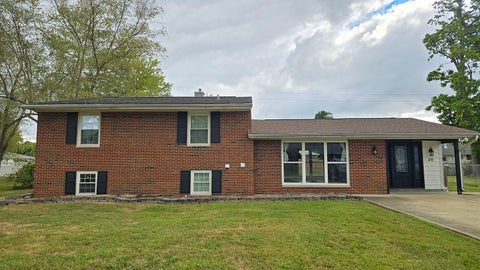 Photo of 20 W Oak Park Drive, Centralia, IL 62801 (MLS # 12746984)