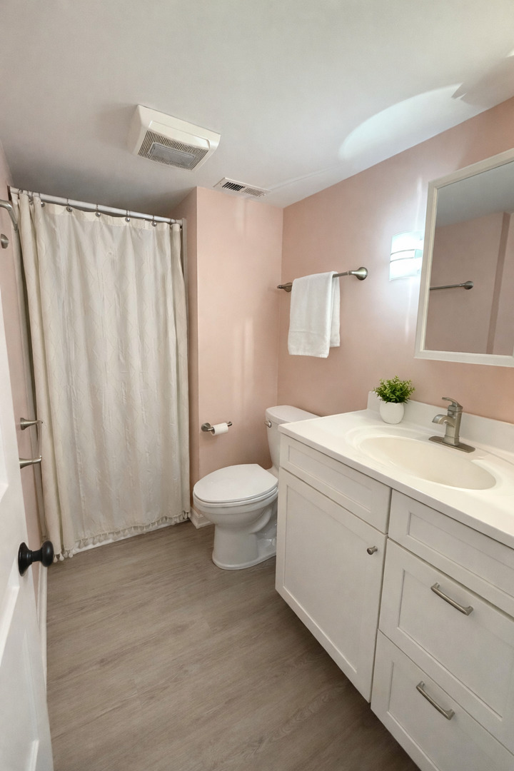 816 Fargo Boulevard 2