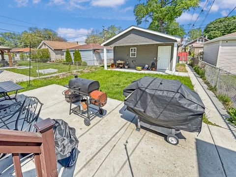 Tiny photo for 2719 Euclid Avenue, Berwyn, IL 60402 (MLS # 12644366)