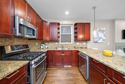 Tiny photo for 450 E Bowen Avenue #1E, Chicago, IL 60653 (MLS # 12470087)