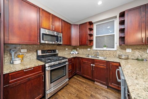 Tiny photo for 450 E Bowen Avenue #1E, Chicago, IL 60653 (MLS # 12470087)