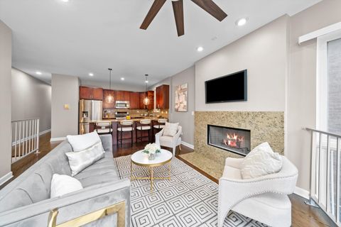 Tiny photo for 450 E Bowen Avenue #1E, Chicago, IL 60653 (MLS # 12470087)