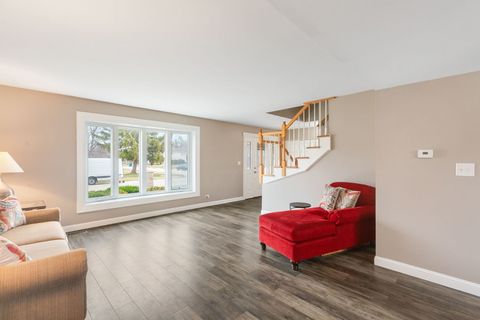 Tiny photo for 1015 Confederation Drive, Bartlett, IL 60103 (MLS # 12592678)