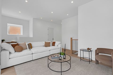 Tiny photo for 505 W Elm Street #1, Chicago, IL 60610 (MLS # 12599704)