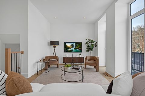 Tiny photo for 505 W Elm Street #1, Chicago, IL 60610 (MLS # 12599704)