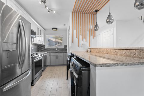 Tiny photo for 515 Dakota Court, Carol Stream, IL 60188 (MLS # 12502862)