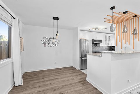 Tiny photo for 515 Dakota Court, Carol Stream, IL 60188 (MLS # 12502862)