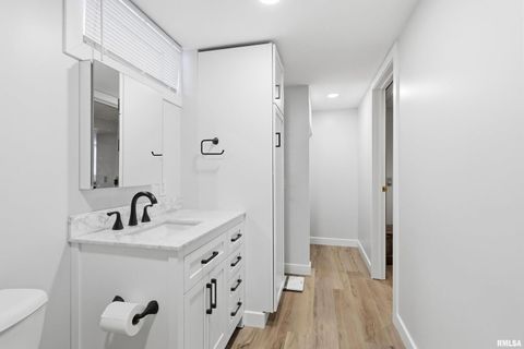 Tiny photo for 8114 9TH Street W, Rock Island, IL 61201 (MLS # QC4269670)